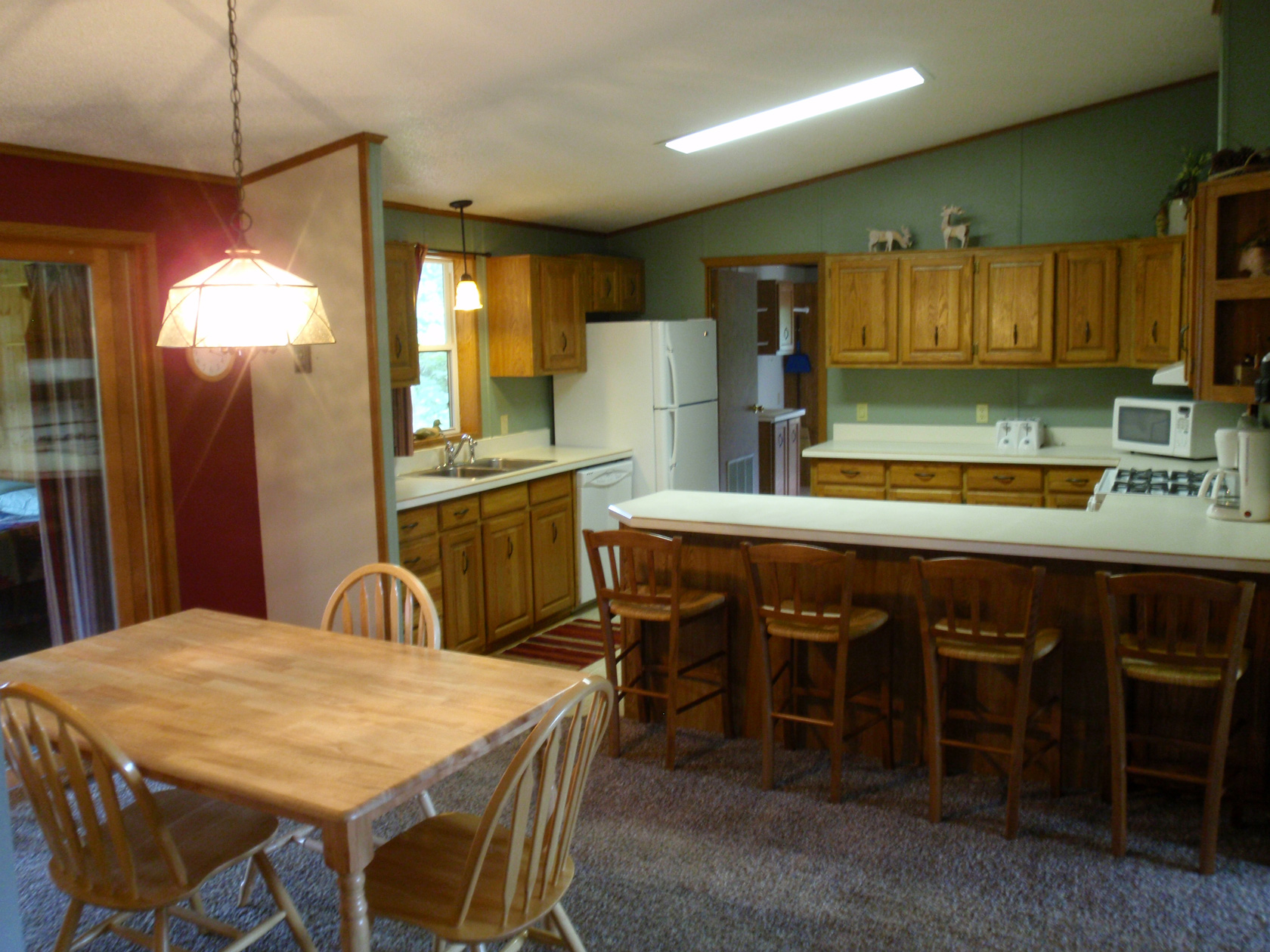 Cabin_13_Kitchen_Main_Level