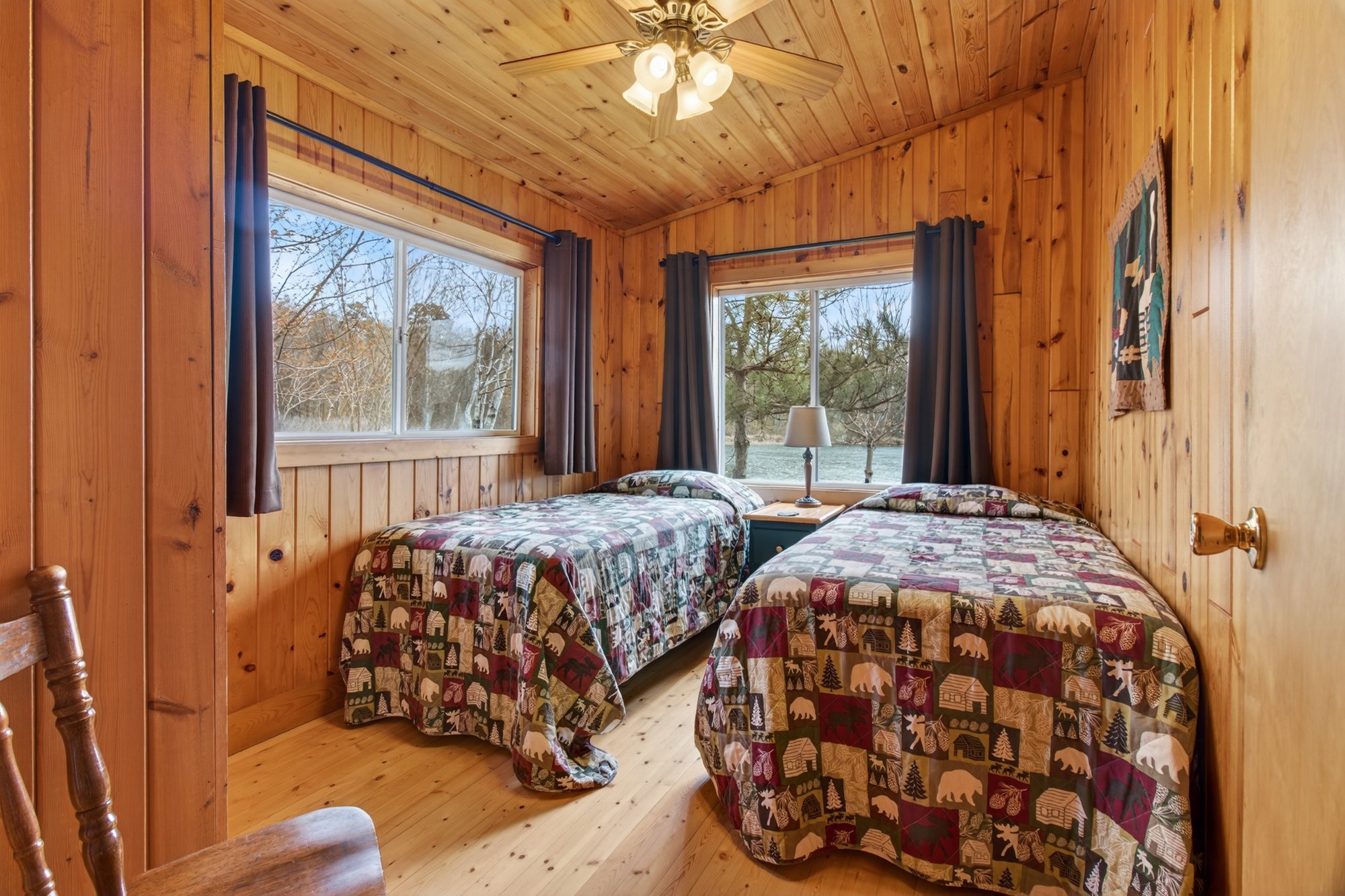 026_Cabin 8 Interior 4 (1)