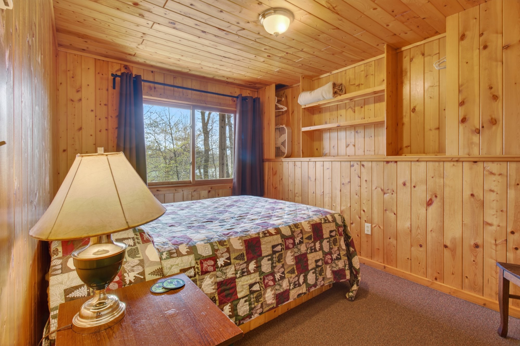051_Cabin 12 Interior 5 (1)